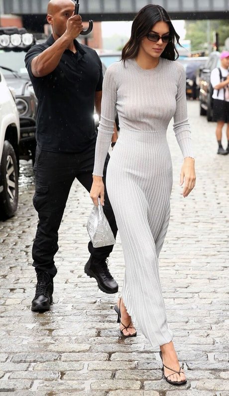 Kendall Jenner photo 751