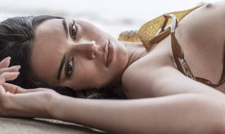 Kendall Jenner photo 948