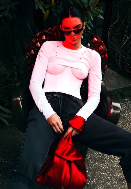 Kendall Jenner photo 1006