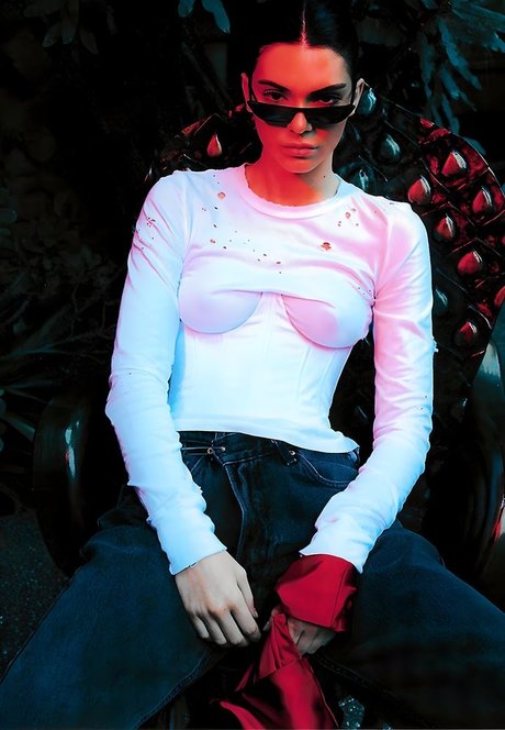 Kendall Jenner photo 1007