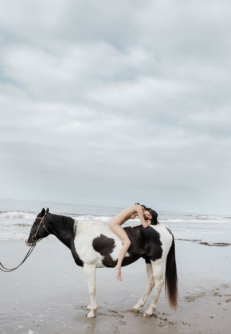 Kendall Jenner photo 1075