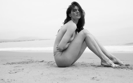 Kendall Jenner photo 1090