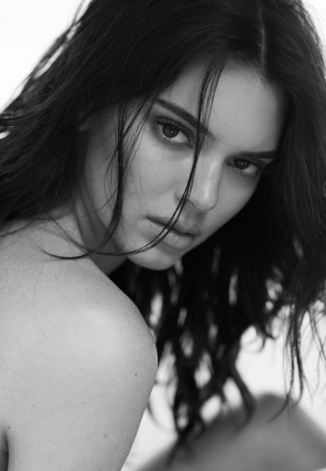 Kendall Jenner photo 1096