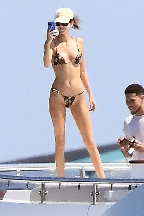 Kendall Jenner photo 1270