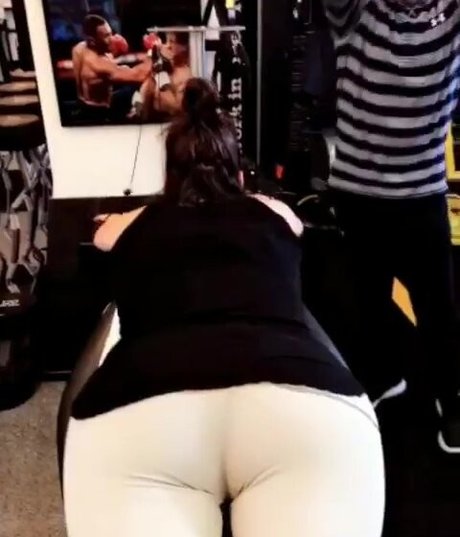 Kendall Jenner photo 1423