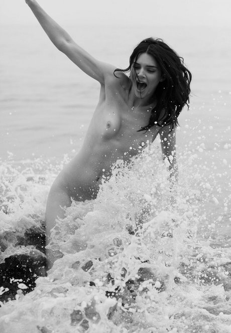 Kendall Jenner photo 1470