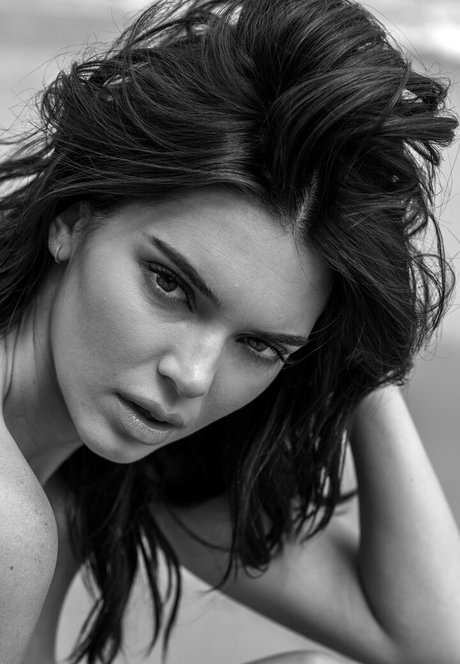 Kendall Jenner photo 1560