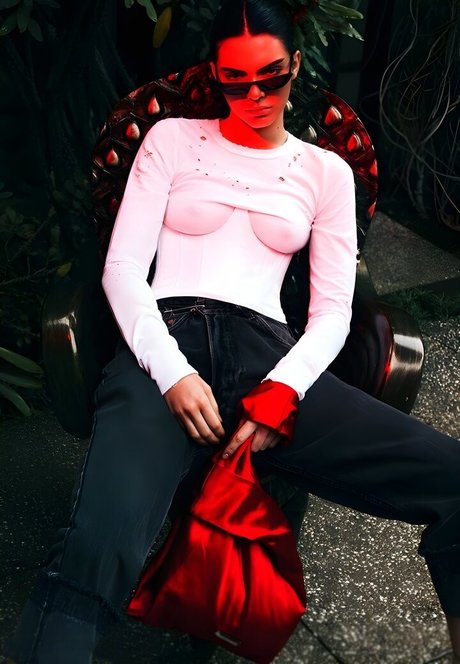 Kendall Jenner photo 1573