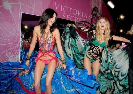 Kendall Jenner photo 1602