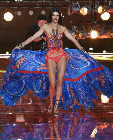 Kendall Jenner photo 1604