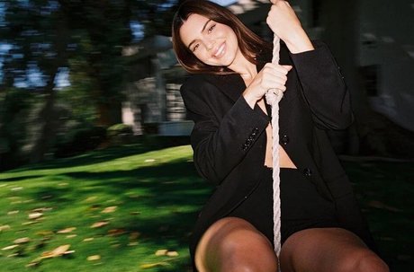 Kendall Jenner photo 1809