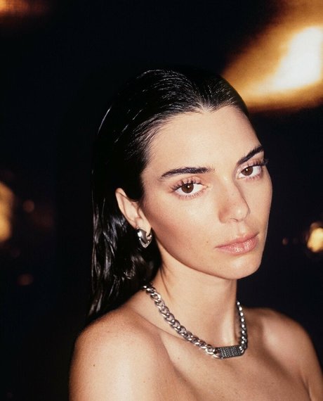 Kendall Jenner photo 2020