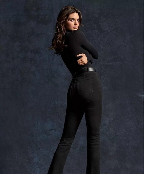 Kendall Jenner photo 2101