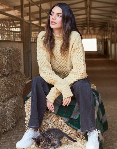 Kendall Jenner photo 2159