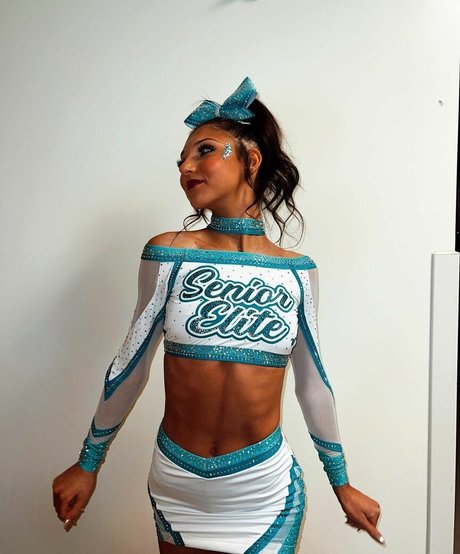 Kenley Pope photo 4