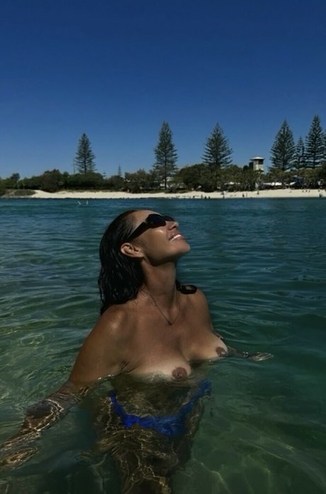 Kenza Peachie photo 1