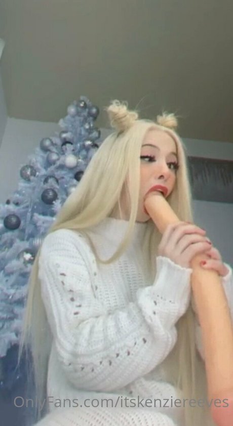 Kenzie Reeves photo 285