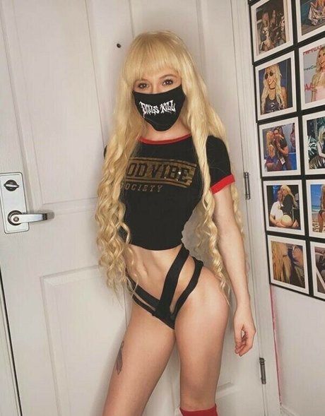 Kenzie Reeves photo 339