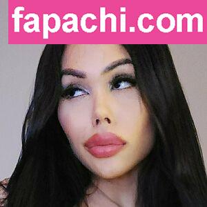 Profile photo of khloe_ts