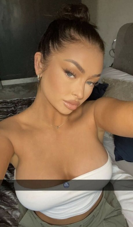 Kiera Lucy photo 30