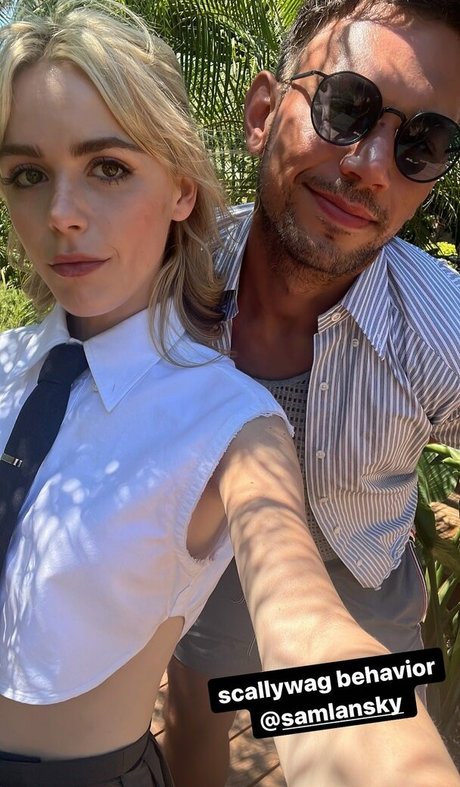 Kiernan Shipka photo 24