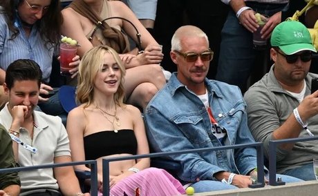 Kiernan Shipka photo 41