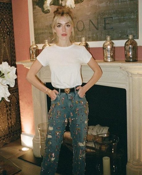 Kiernan Shipka photo 150