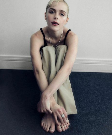 Kiernan Shipka photo 162