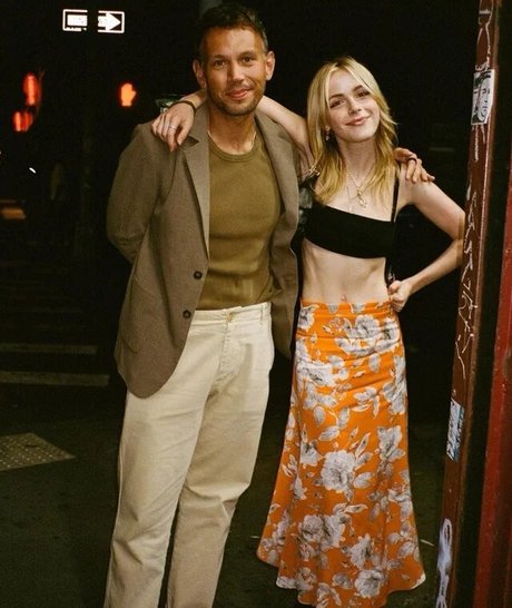 Kiernan Shipka photo 178