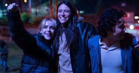 Kiernan Shipka photo 229