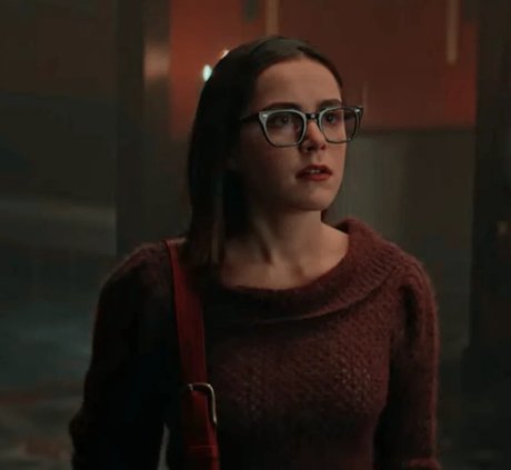 Kiernan Shipka photo 235