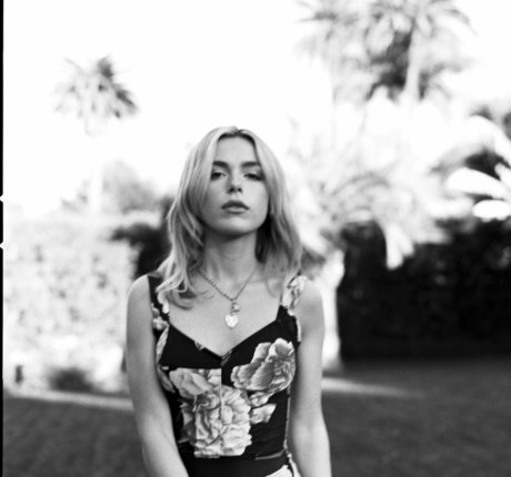 Kiernan Shipka photo 276