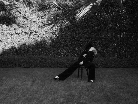 Kiernan Shipka photo 278