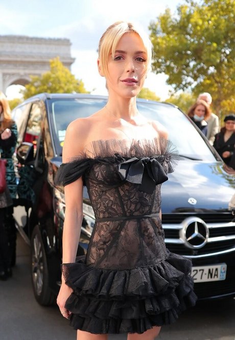 Kiernan Shipka photo 374