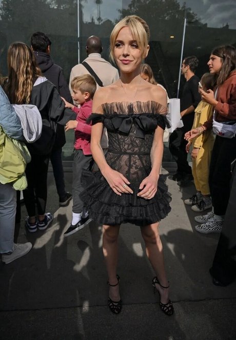 Kiernan Shipka photo 386