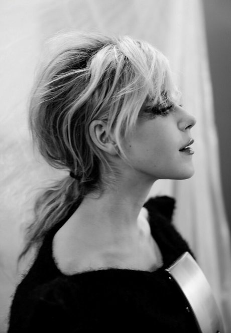 Kiernan Shipka photo 430