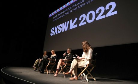 Kiernan Shipka photo 432