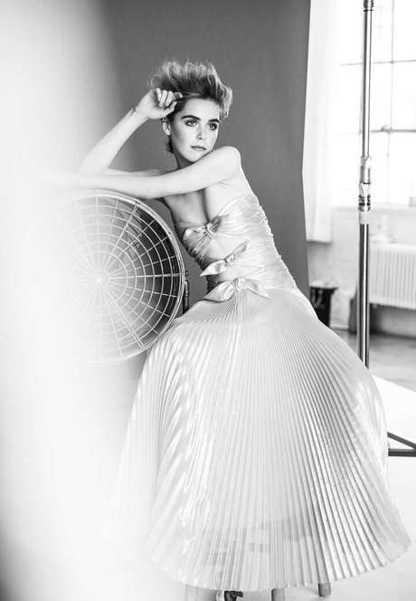 Kiernan Shipka photo 464