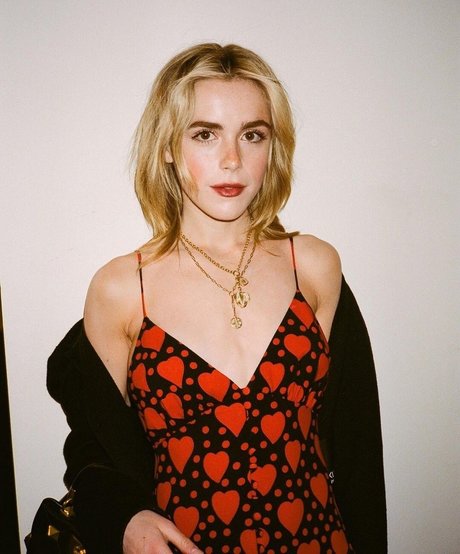 Kiernan Shipka photo 514