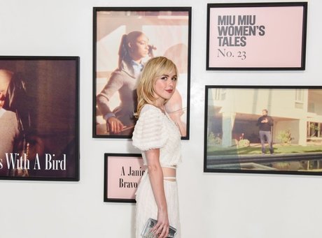 Kiernan Shipka photo 523