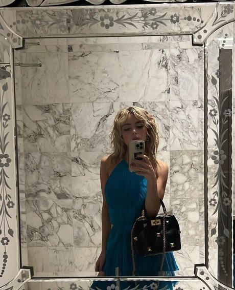 Kiernan Shipka photo 535