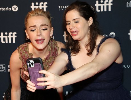 Kiernan Shipka photo 581