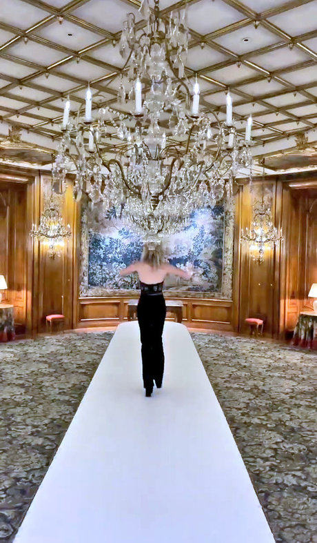 Kiernan Shipka photo 608