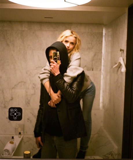 Kiernan Shipka photo 618