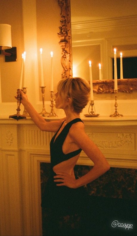 Kiernan Shipka photo 666