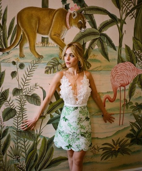 Kiernan Shipka photo 685
