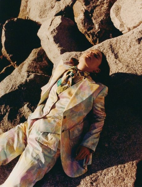 Kiernan Shipka photo 688