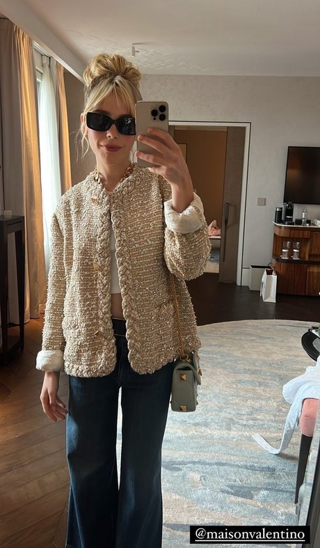 Kiernan Shipka photo 703