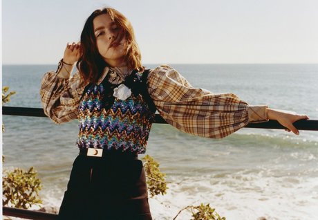 Kiernan Shipka photo 830