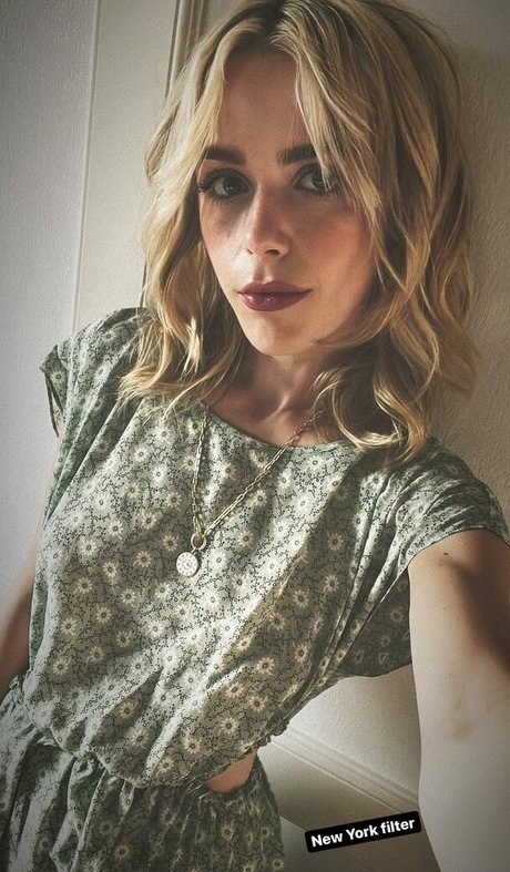 Kiernan Shipka photo 866